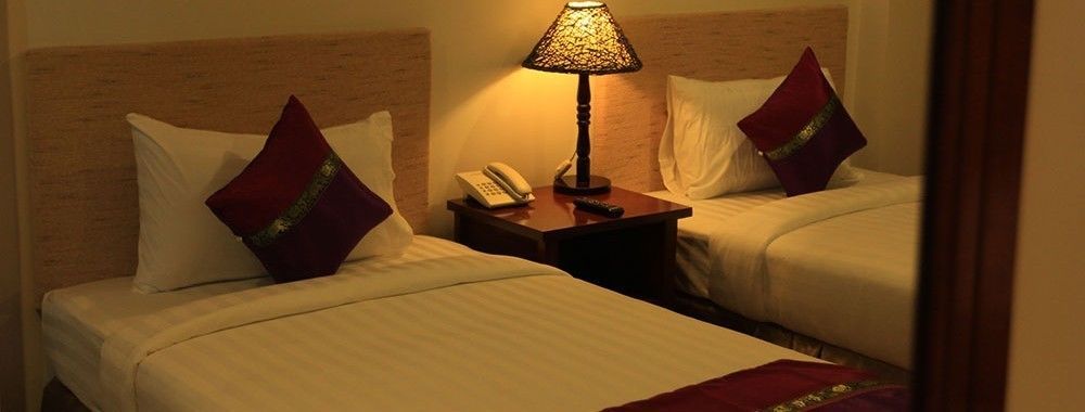 Hotel K Yangon Bagian luar foto