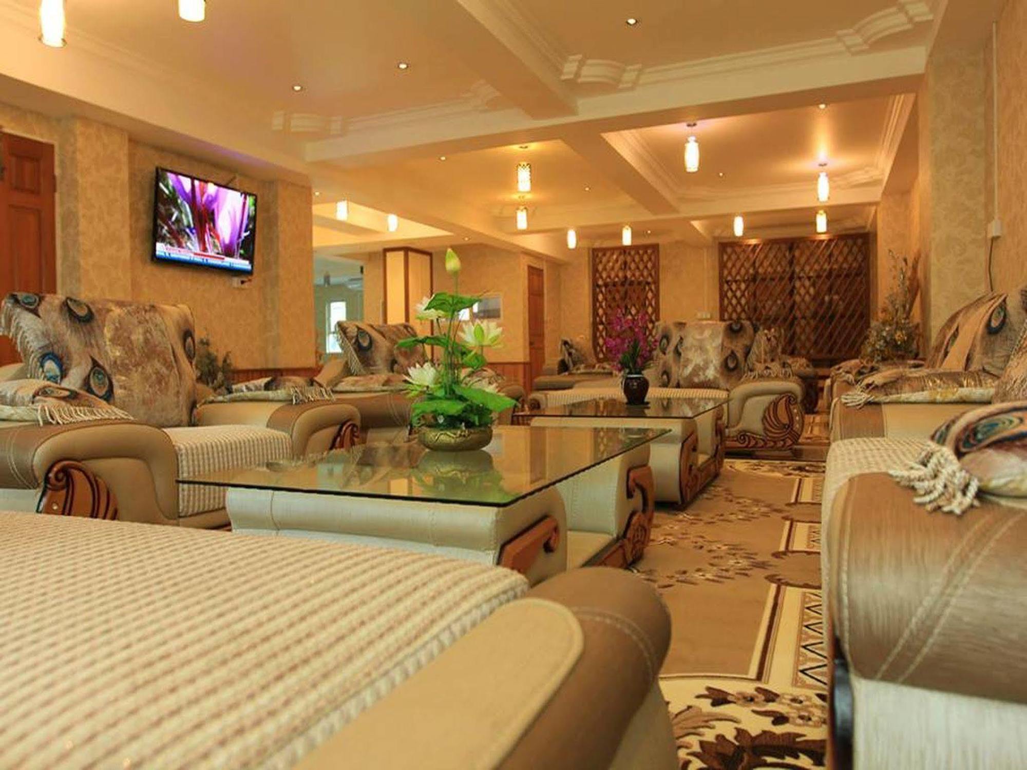 Hotel K Yangon Bagian luar foto