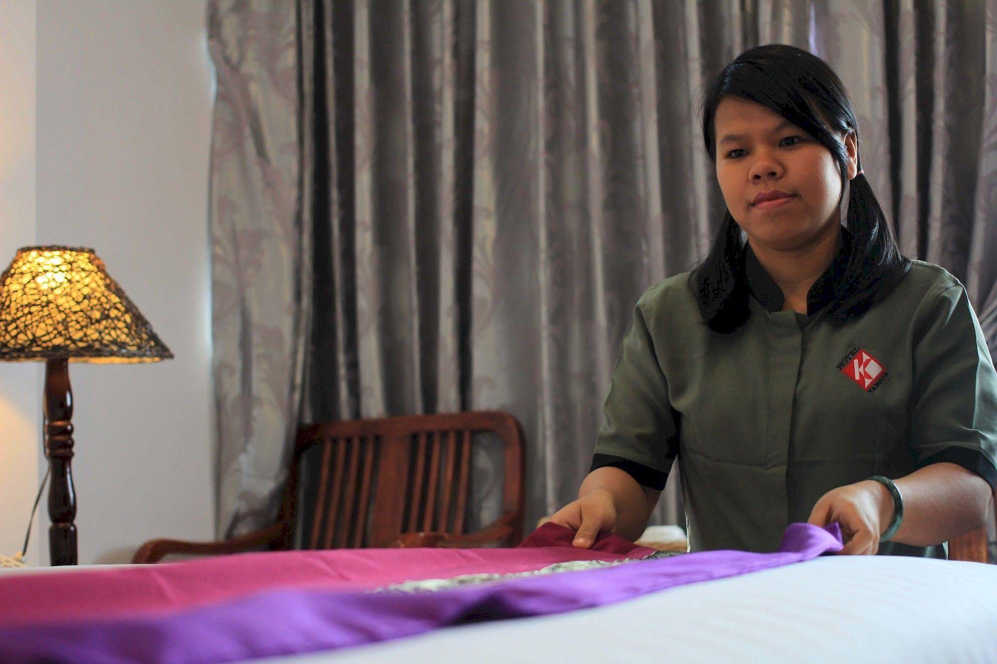 Hotel K Yangon Bagian luar foto